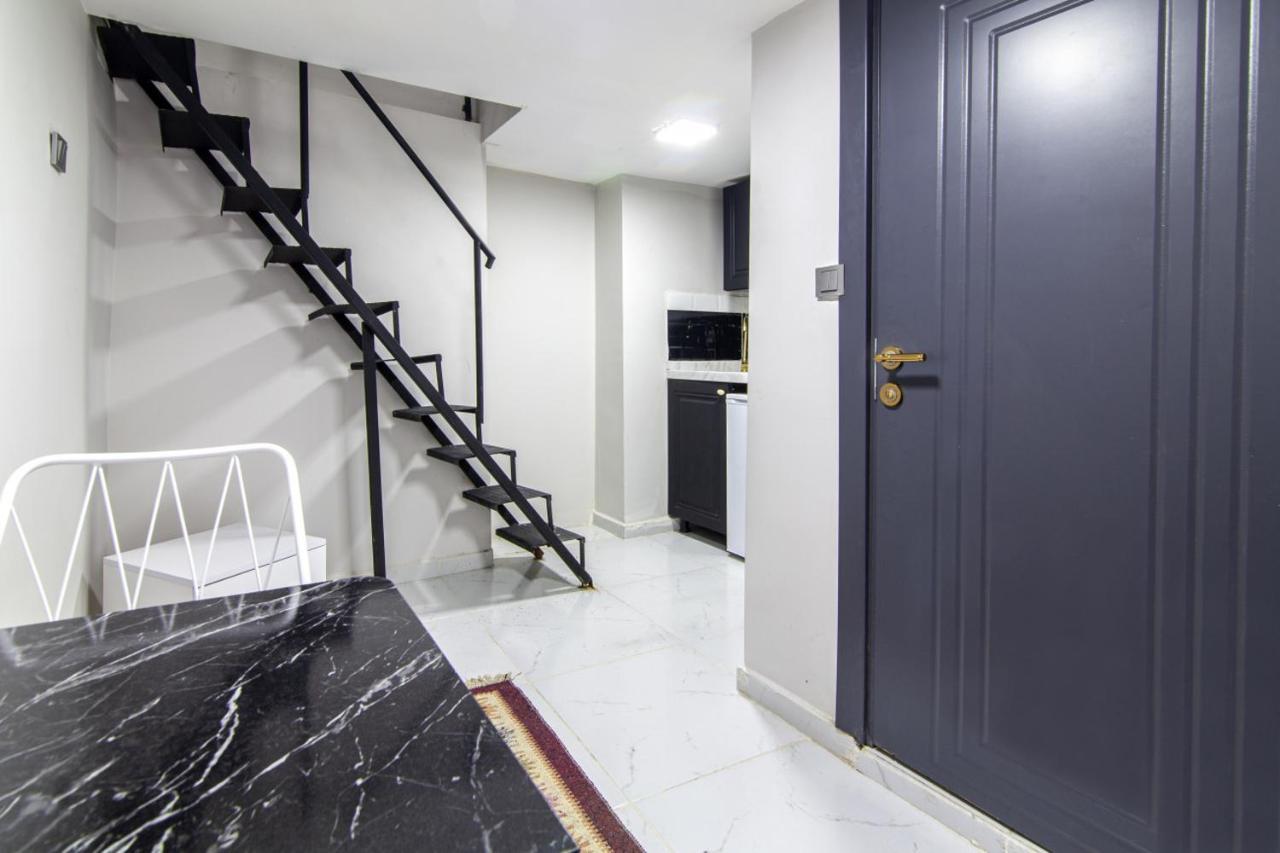 Modern Flat In The Heart Of Beyoglu Lägenhet Istanbul Exteriör bild