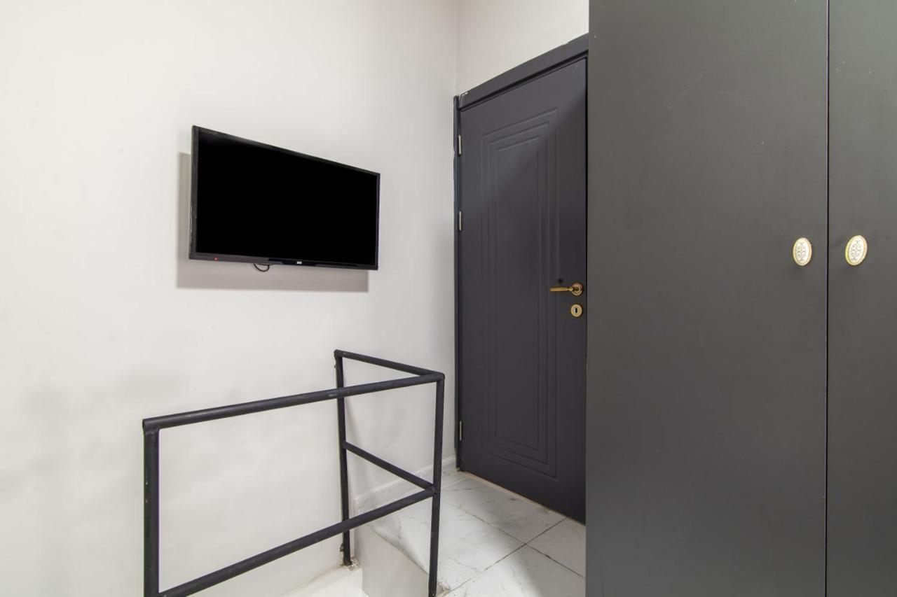 Modern Flat In The Heart Of Beyoglu Lägenhet Istanbul Exteriör bild